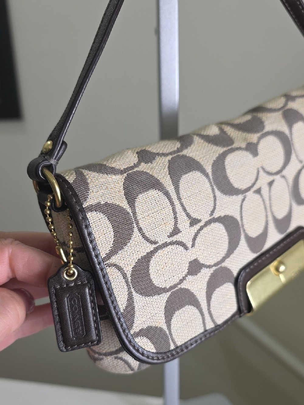 COACH Kristin Signature Fabric/Mahogony Leather Trim Large Wristlet/Minibag EUC - Picture 3 of 16
